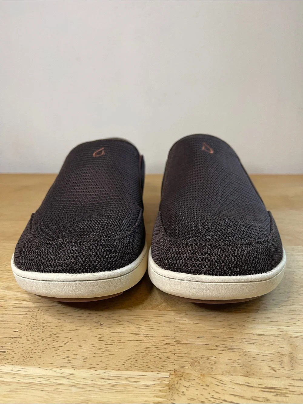 OluKai Men's Brown Nohea Mesh Slip-On Shoes Size 9.5